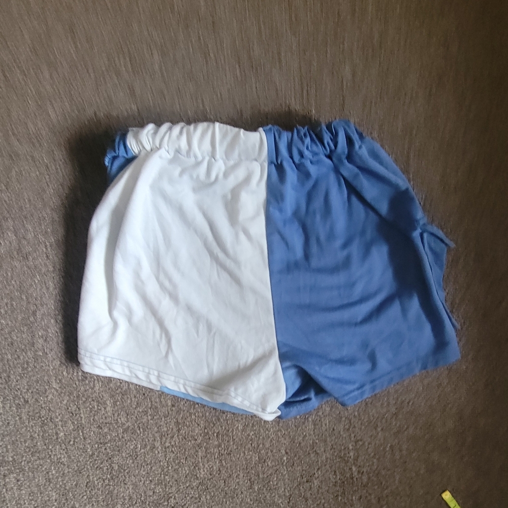 Womens Size M Shorts & Accessories Bundle - Picture 6 of 16